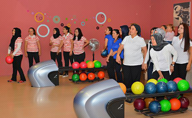 Kadınlar Bowling Turnuvası'nda yarıştı
