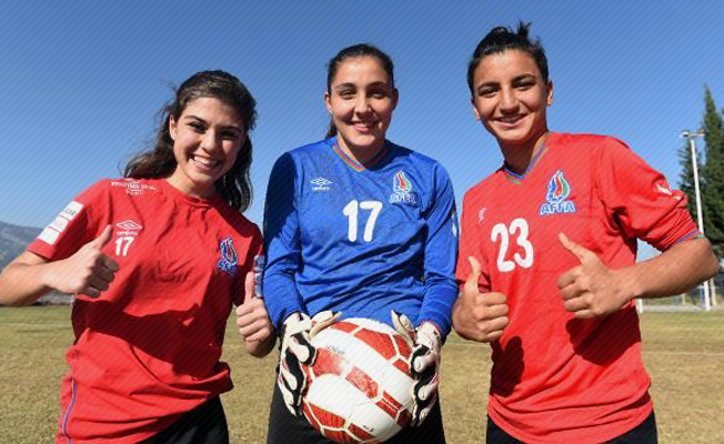 Kadın futbolunun genç yıldızları Azerbaycan milli takımını tercih etti