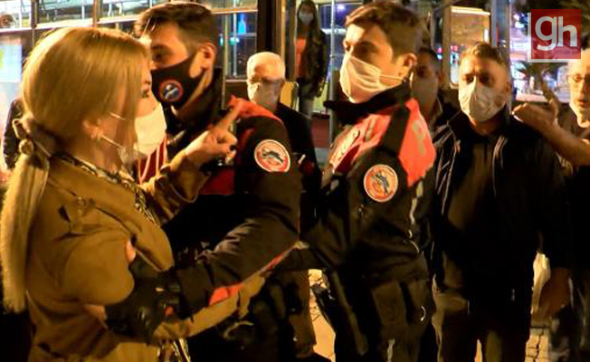 Sarhoş kadın turistler ortalığı birbirine kattı Sarhoş kadın turistler ortalığı birbirine kattı