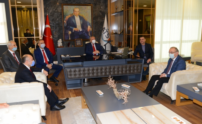 ATSO Başkanı Çetin: " Destekler seçici ve sektörel bazda olmalı" ATSO Başkanı Çetin: " Destekler seçici ve sektörel bazda olmalı"