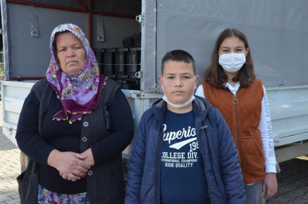 Kamyoneti ve kasasındaki 2 çocuğu kaçırdı, film gibi kovalama! Kamyoneti ve kasasındaki 2 çocuğu kaçırdı, film gibi kovalama!