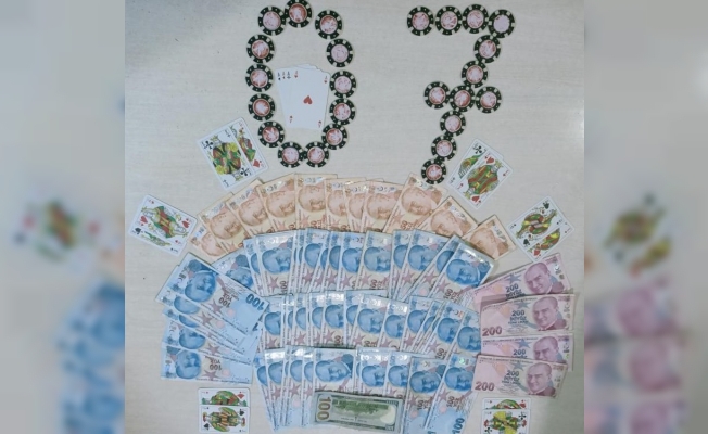  Antalya’da ruhsatsız iş yerine kumar operasyonu