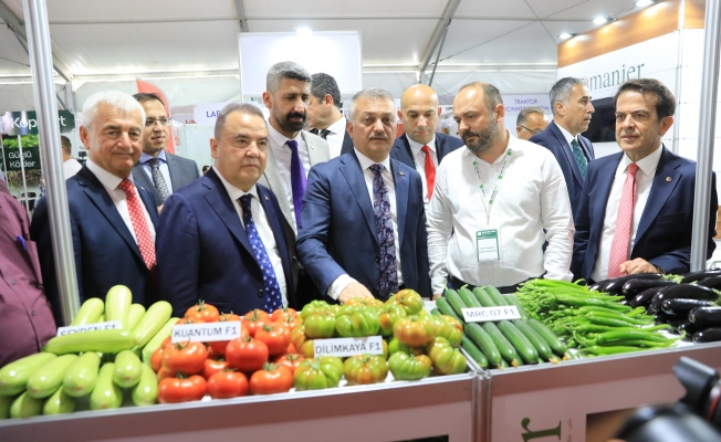 Türkiye’nin ilk Tarım Fuarı 7 yıl aradan sonra kapılarını açtı Türkiye’nin ilk Tarım Fuarı 7 yıl aradan sonra kapılarını açtı
