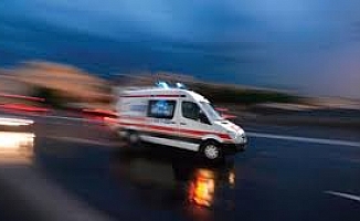 Antalya'da tur midibüsü devrildi: 5 yaralı