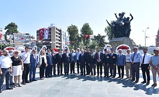 KKTC'nin Barış ve Özgürlük Bayramı Antalya'da kutlandı