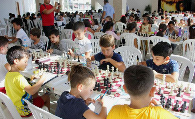 Manavgat'ta Cumhuriyet Satranç Turnuvası