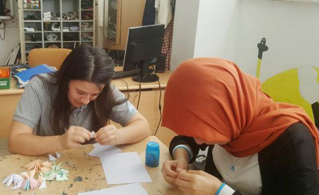 Kepez'den öğrencilere origami eğitimi