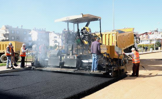 Manavgat'ta asfalt çalışması