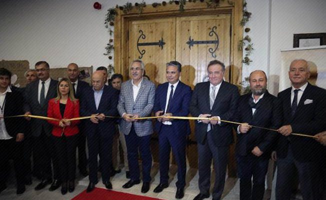 Türkiye'nin ilk Felsefe Oditoryumu Antalya'da açıldı
