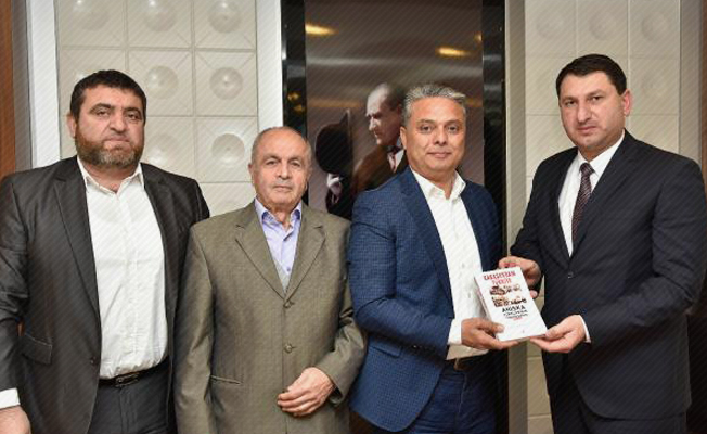 Ahıska Türkleri Başkan Uysal'ı ziyaret etti