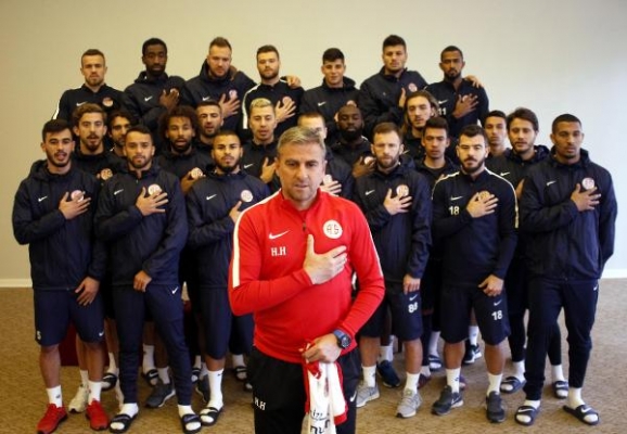 Antalyaspor'dan Afrin'de görevli uzman çavuşa forma