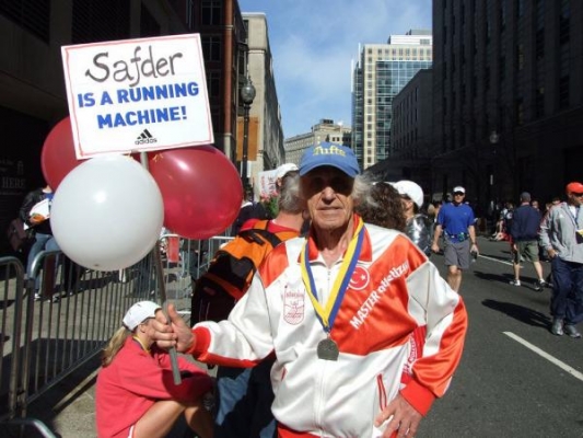 94 yaşında New York Maratonu'nda koşma hayaline 2 yıl kaldı