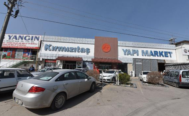 Kırmızıtaş Holding'in sahiplerinden 2'si tutuklandı, diğeri serbest Kırmızıtaş Holding'in sahiplerinden 2'si tutuklandı, diğeri serbest