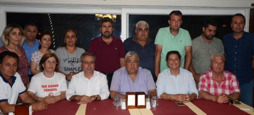 CHP Serik İlçe Teşkilatı iftar verdi