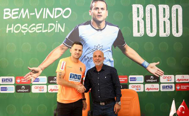 Bobo resmen Aytemiz Alanyaspor'da