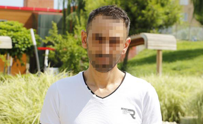 Cezaevine girmek istiyor Cezaevine girmek istiyor