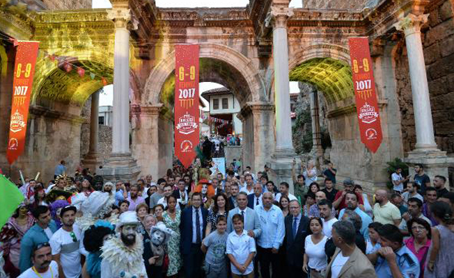 Muratpaşa, Kaleiçi için Rusya'da