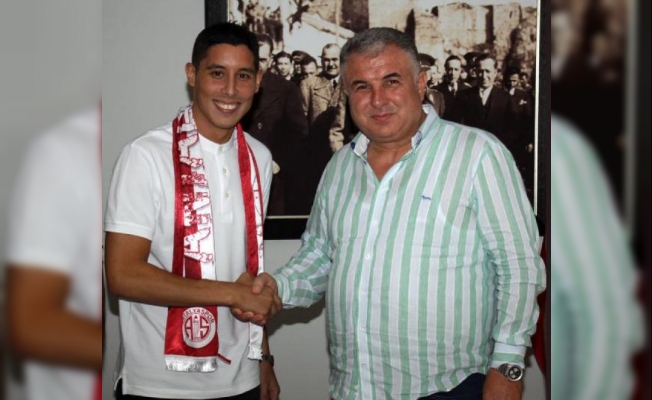 Antalyaspor, Barrada ile 2 yıllık sözleşme imzaladı