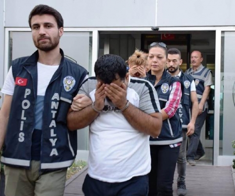 Antalya'da fuhuş operasyonunda 9 tutuklama
