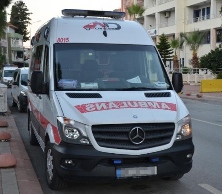 Çaldığı ambulansla Serik'te yakalandı