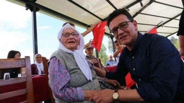 Milletvekili Atay Uslu, 103 yaşındaki anneannesini kaybetti