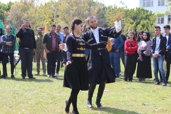 Akdeniz Üniversitesi'nde Nevruz coşkusu