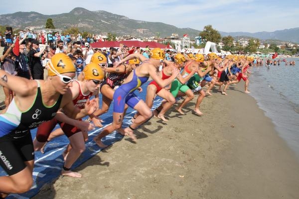 Alanya'da triatlon rüzgarı esecek