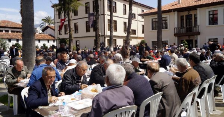 Başkan Geyikçi'den dualı birlik beraberlik yemeği