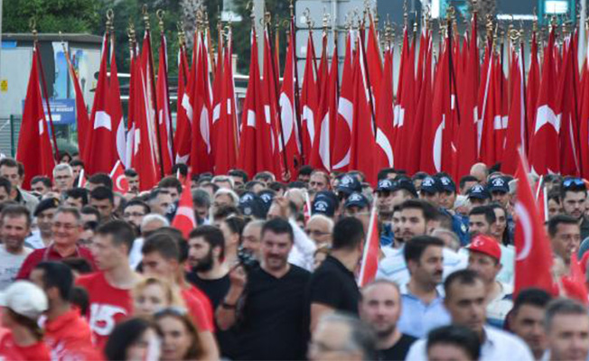 Antalya’da 15 Temmuz yürüyüşü