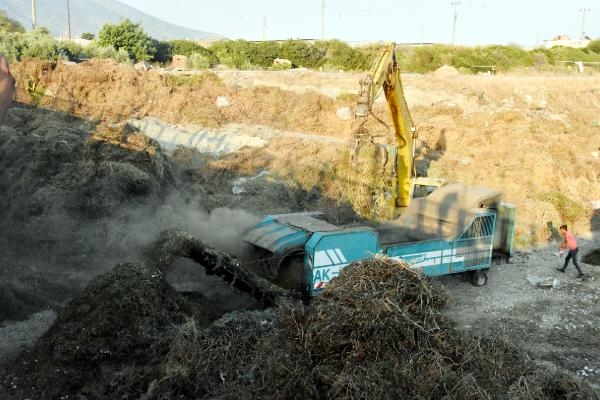 Demre'de sera atıkları enerjiye dönüşüyor