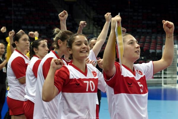 Yıldız Melekler, harikalar yarattı