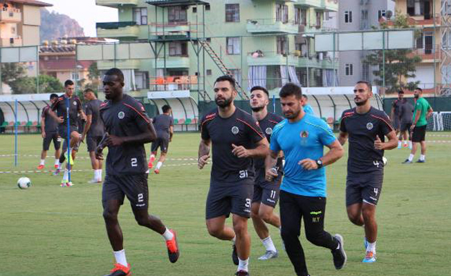 Alanyaspor'da Kasımpaşa hazırlığı 