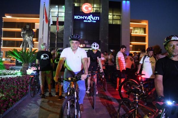 Başkan Semih Esen: Arabadan in bisiklete bin