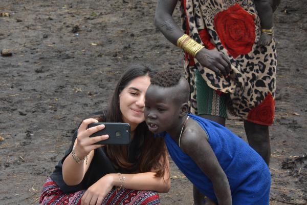 Hayalinin peşinden gitti, Nepal'de öğretmenlik yaptı