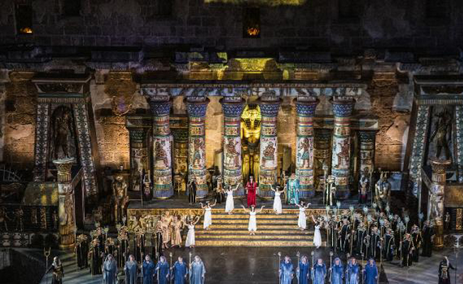 'Aida' operası ayakta alkışlandı