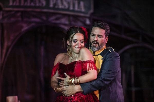 Aspendos Festivali Carmen'le başladı