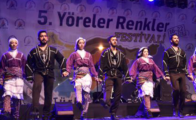 Yöreler Renkler'de Karadeniz fırtınası