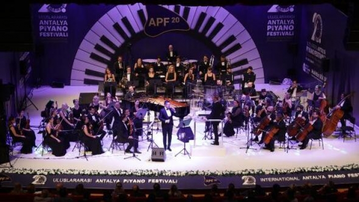 Piyano Festivali’ne görkemli açılış