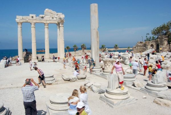 Antalya, yaz turizminde dünya birincisi