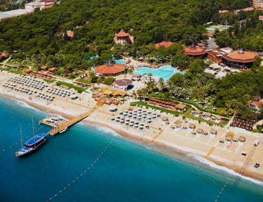 Kemer'deki 5 yıldızlı oteli icradan satılığa çıkarılan Martı Grubu'ndan açıklama