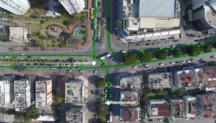 Büyükşehir'den trafiğe 'Akıllı Kavşak' çözümü