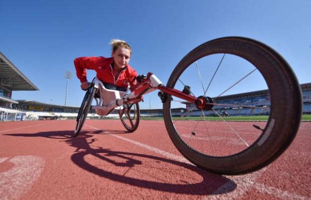 Anne sözü dinledi, atletizmde tarih yazdı