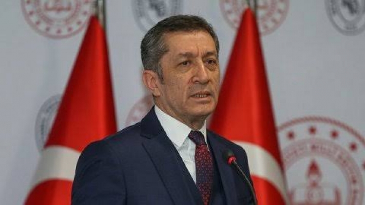 Bakan Selçuk açıkladı: Okul tatili uzayacak mı?