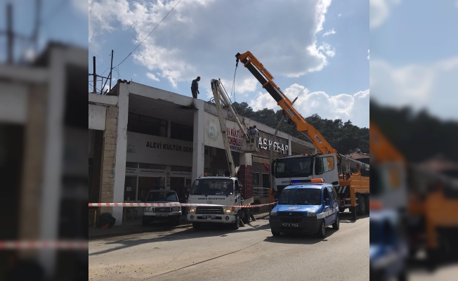 Kemer Lise Caddesi yenileniyor