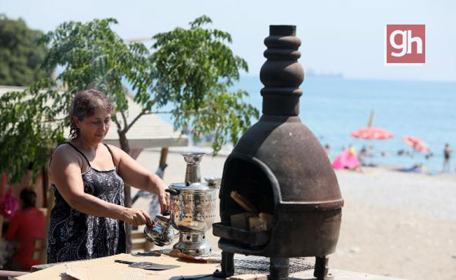 Antalya'da piknik alanları doldu