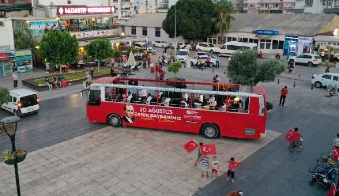 Demre ve Kaş'ta bayram coşkusu 