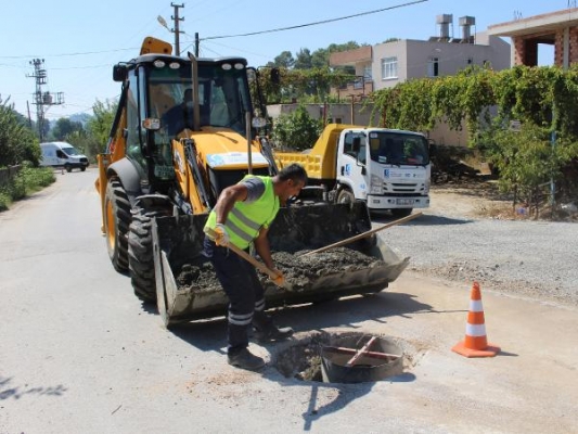 Manavgat'ta kapalı kanalizasyon bacaları yenileniyor