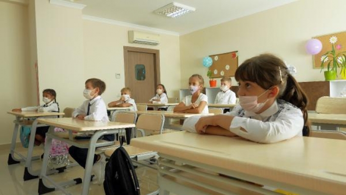 Antalya'daki Rus okulunda dersbaşı