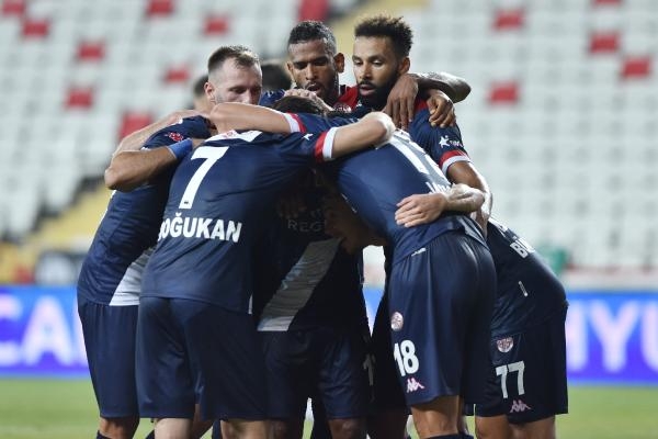 Antalyaspor ile Beşiktaş'ın 49'uncu randevusu
