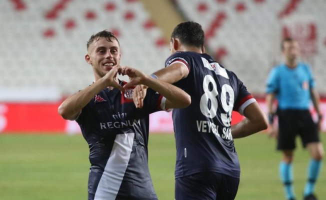  Antalyaspor'un 3 golünden 2'si gençlerden